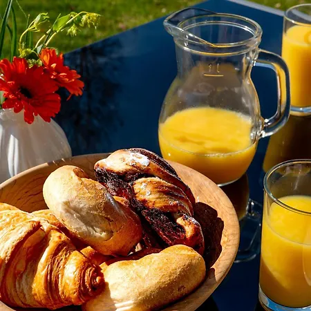 By Sf Living Moments * Титизее-Нойштадт